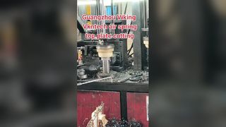 ขอบเครื่องตัดแผ่นสปริงอากาศเป็นอย่างไร?